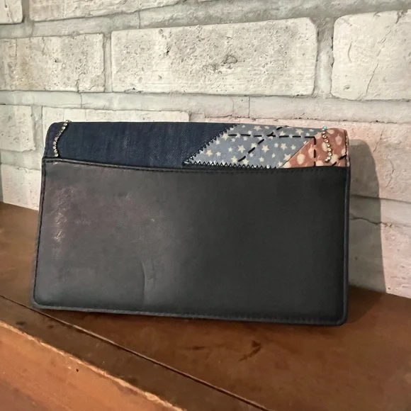 Coach Hayden Foldover Crossbody Clutch With Star Patchwork - Picture 6 of 11